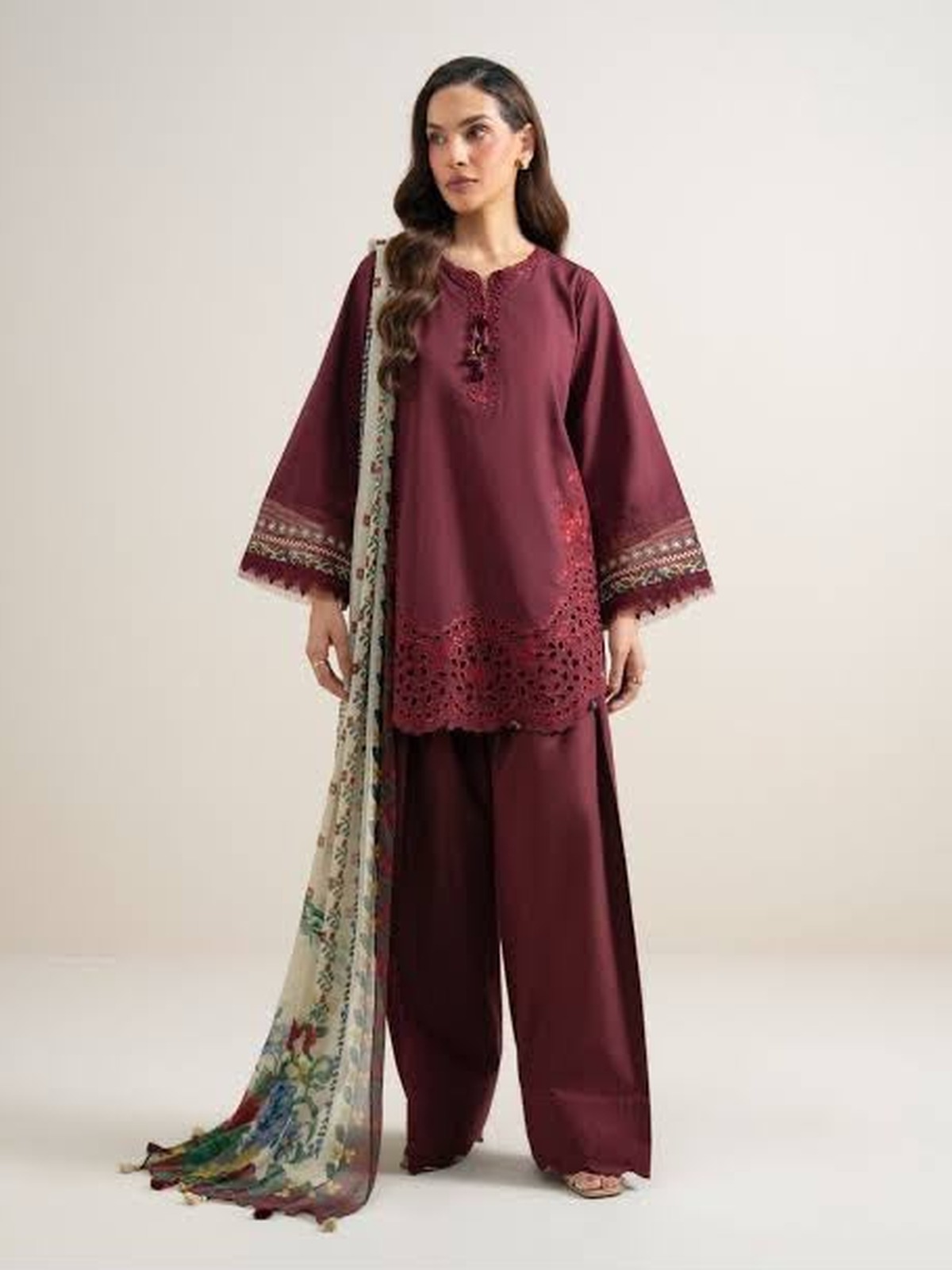 Sapphire Winter Collection Embroidered Dhanak image 3