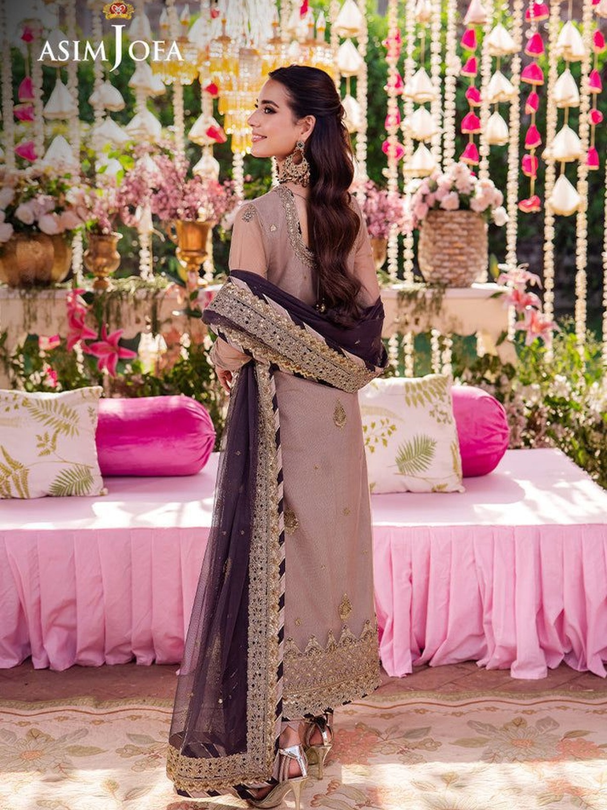 ASIM JOFA Makhmali | Embroidered Chiffon Suit image 4
