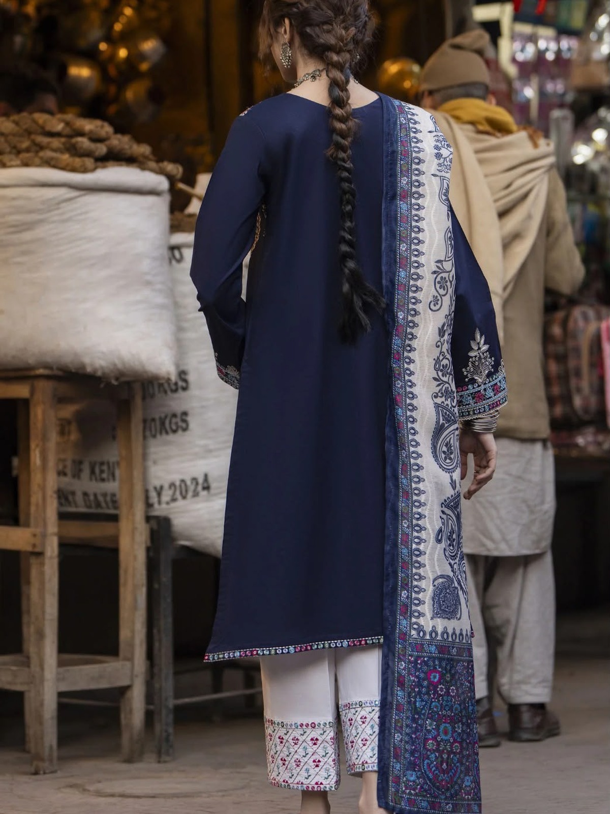 Zara Shahjahan Premium Embroidered image 3
