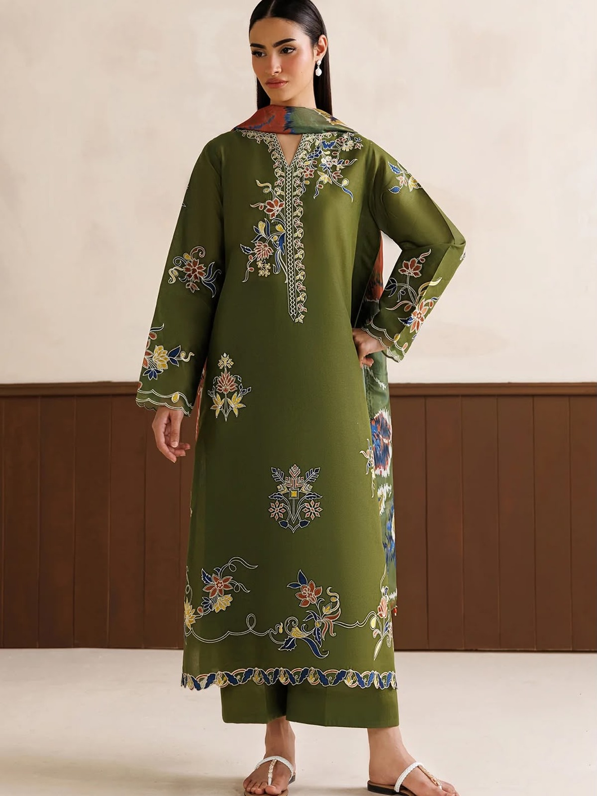 Baroque Winter Casual Collection image 3