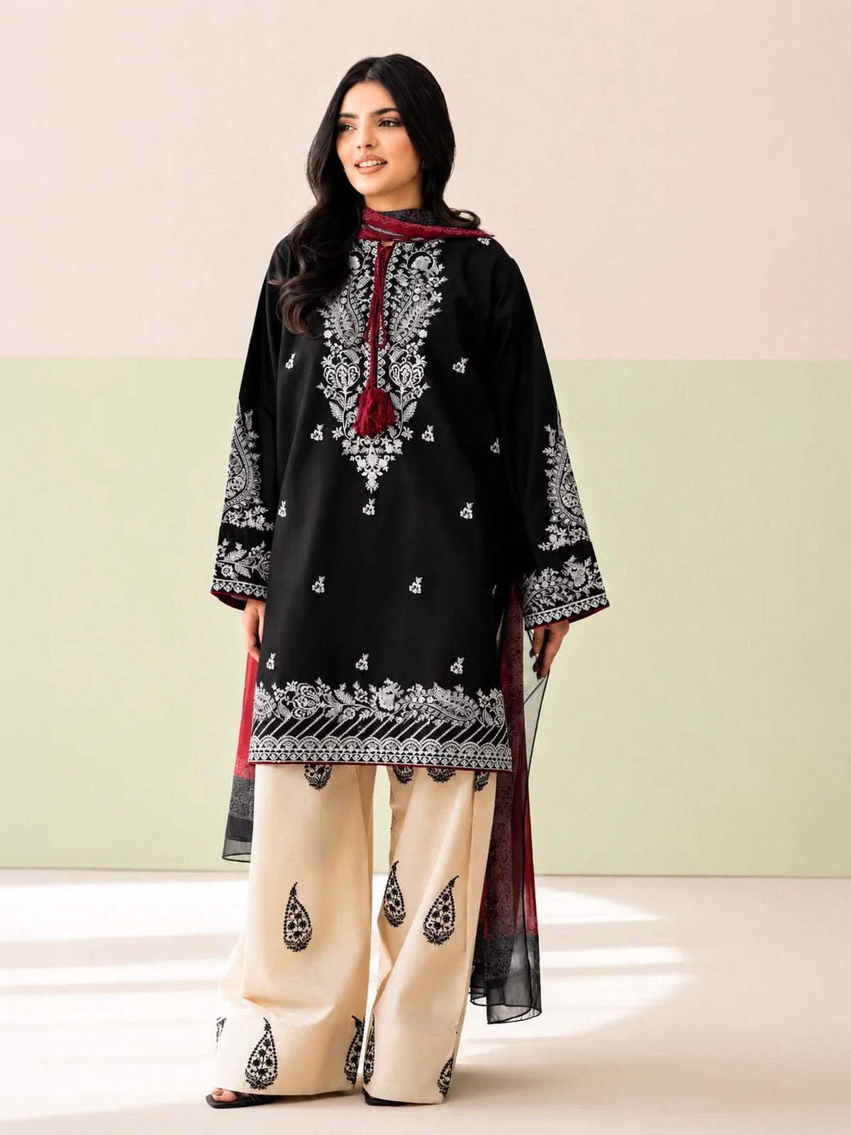 Pezwan Luxury Embroidered